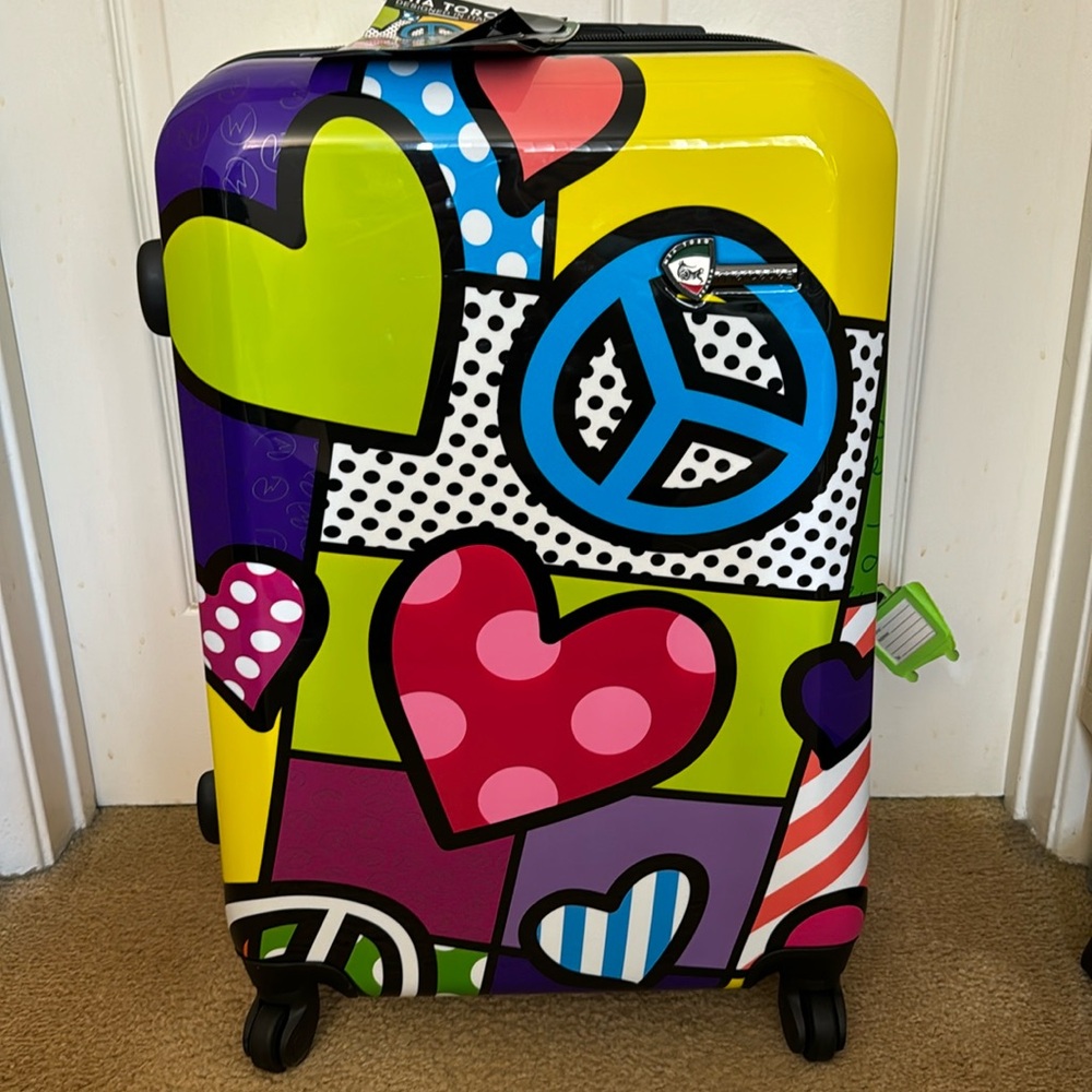 NWT Mia Toro Signature Suitcase. New